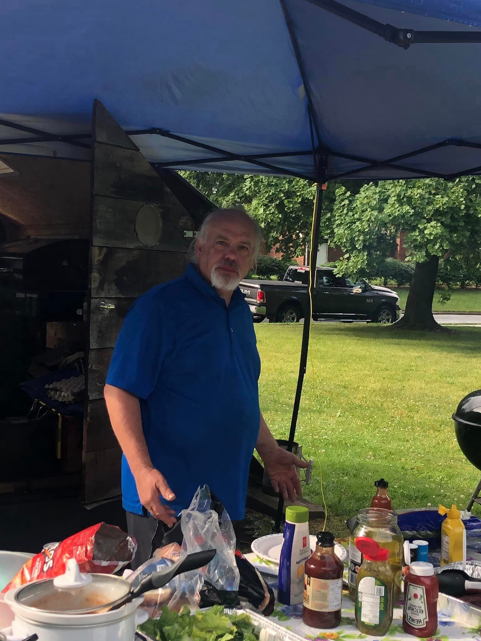 VE3SD manning the grill at field day